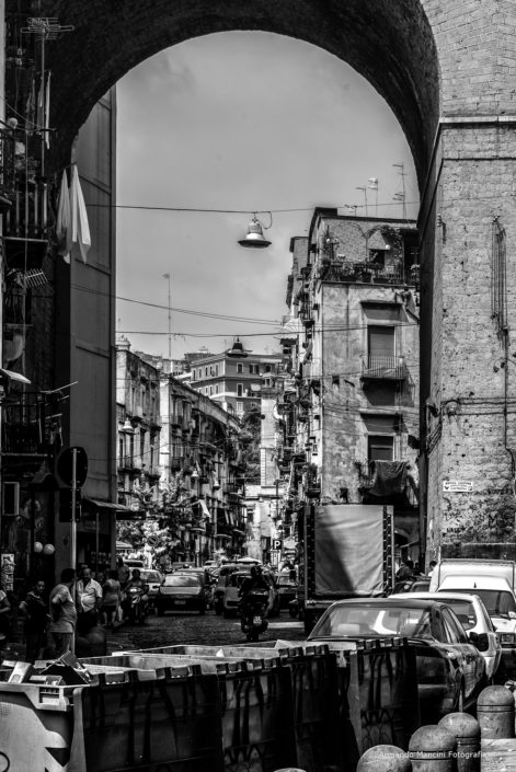 Sotto il Ponte della Sanità